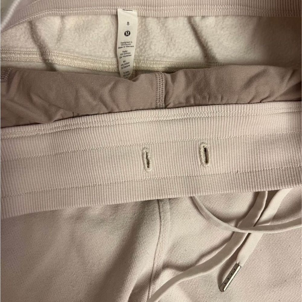 Lululemon high-rise scuba joggers